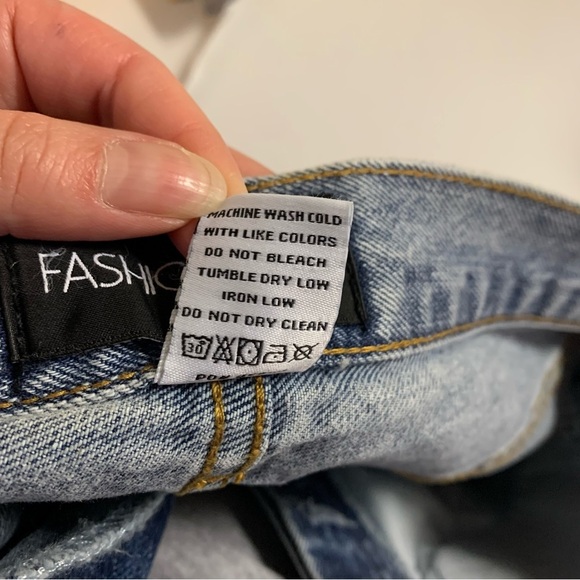 Fashion Nova Crossover Straight Leg Jeans - Blue Light Wash - Picture 11 of 16